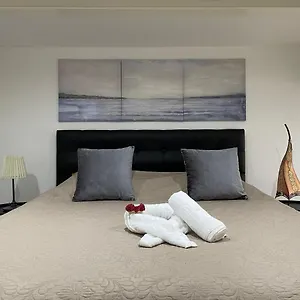  Appartement Duplex Situe A 2min De La Gare Du Nord België