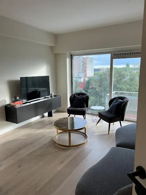 Luxury Apartment In Berchem-Antwer Antwerp